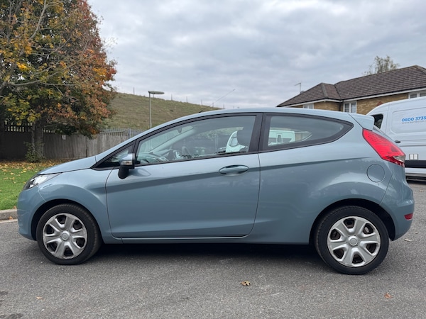 Used Ford Fiesta 2010 for sale - 76309788: Photo 11