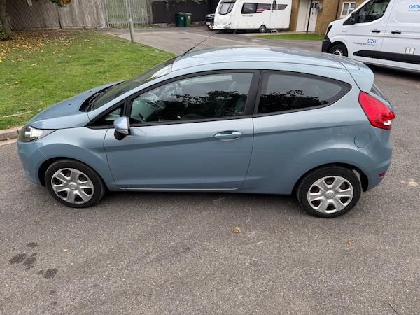 Used Ford Fiesta 2010 for sale - 76309788: Photo 12