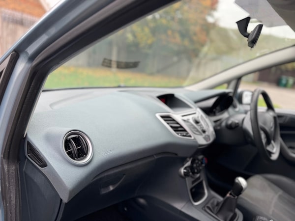 Used Ford Fiesta 2010 for sale - 76309788: Photo 18