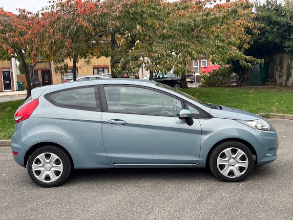 Used Ford Fiesta 2010 for sale - 76309788: Photo 6