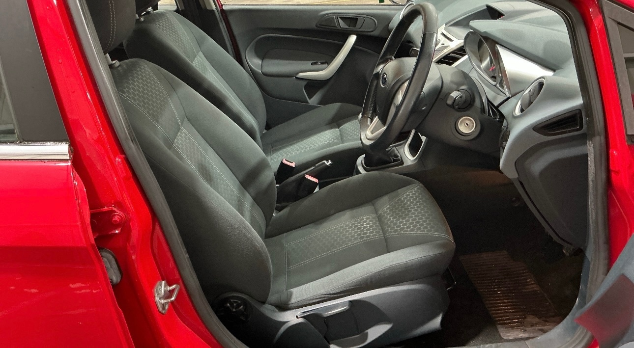 Used Ford Fiesta 2010 for sale - 77662277: Photo 8