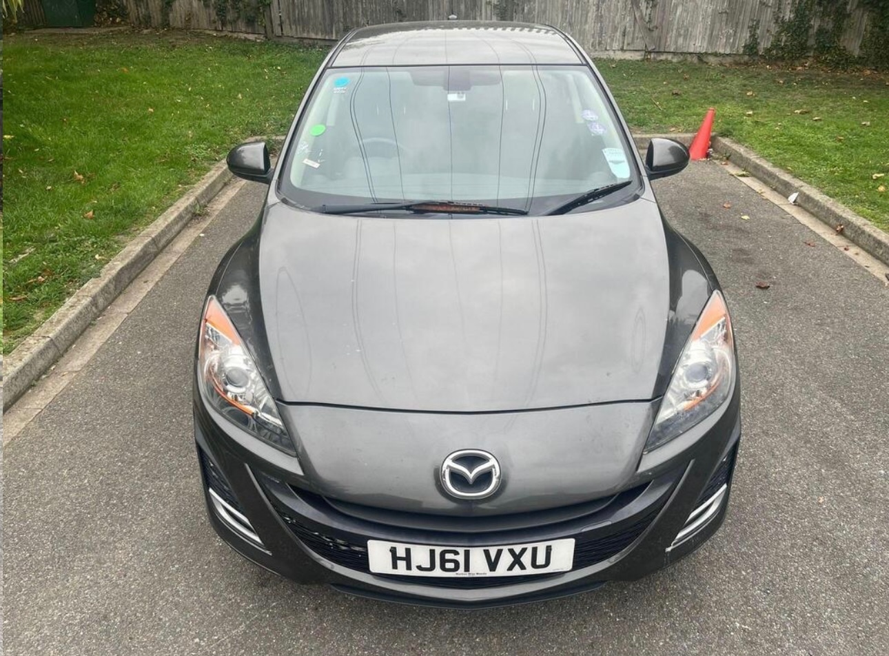 Used Mazda Mazda3 2011 for sale - 76403182: Photo 2