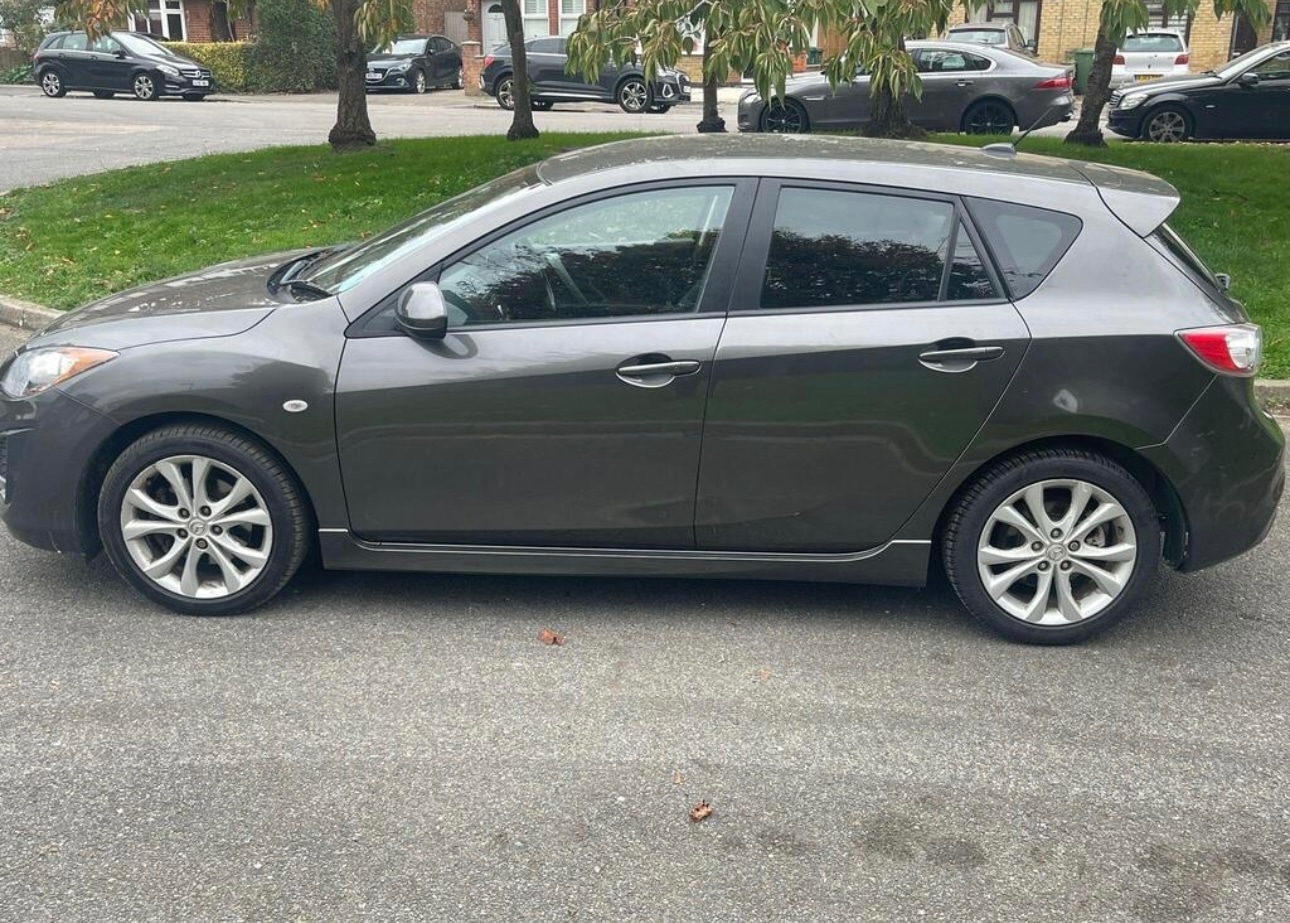 Used Mazda Mazda3 2011 for sale - 76403182: Photo 8