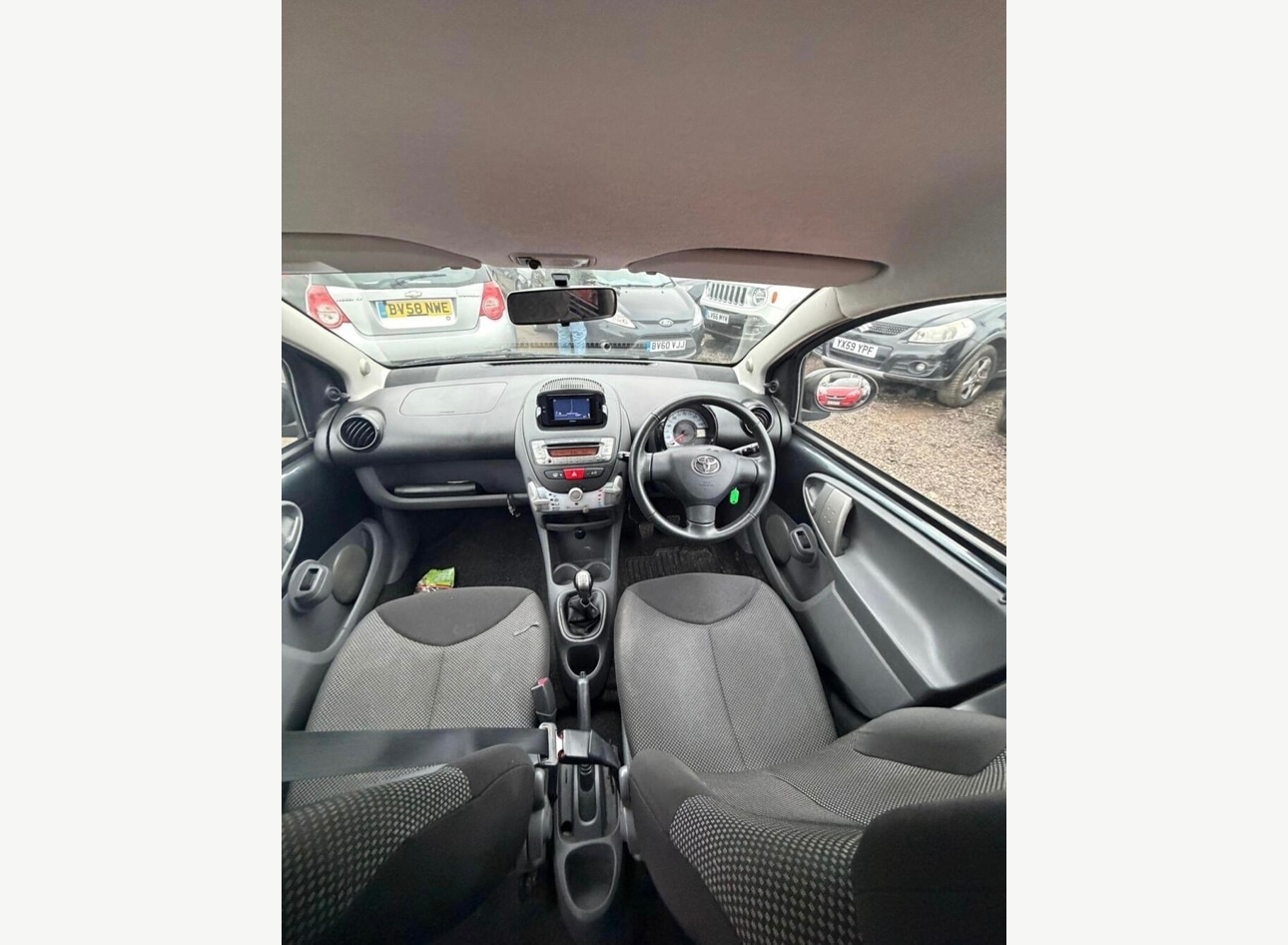 Used Toyota AYGO 2011 for sale - 77638763: Photo 12