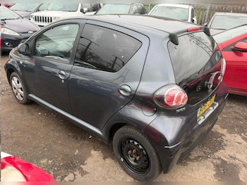 Used Toyota AYGO 2011 for sale - 77638763: Photo