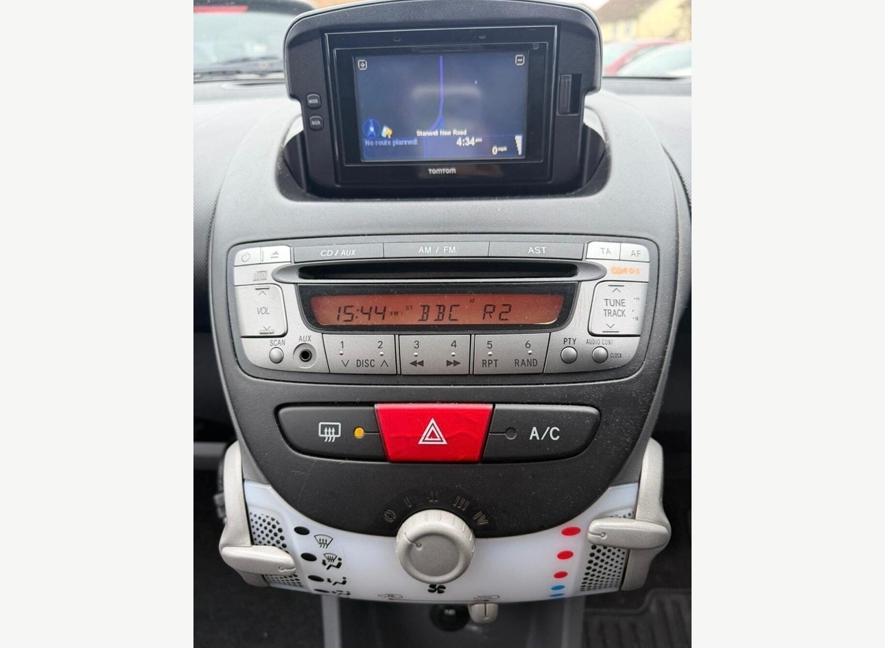 Used Toyota AYGO 2011 for sale - 77638763: Photo 9