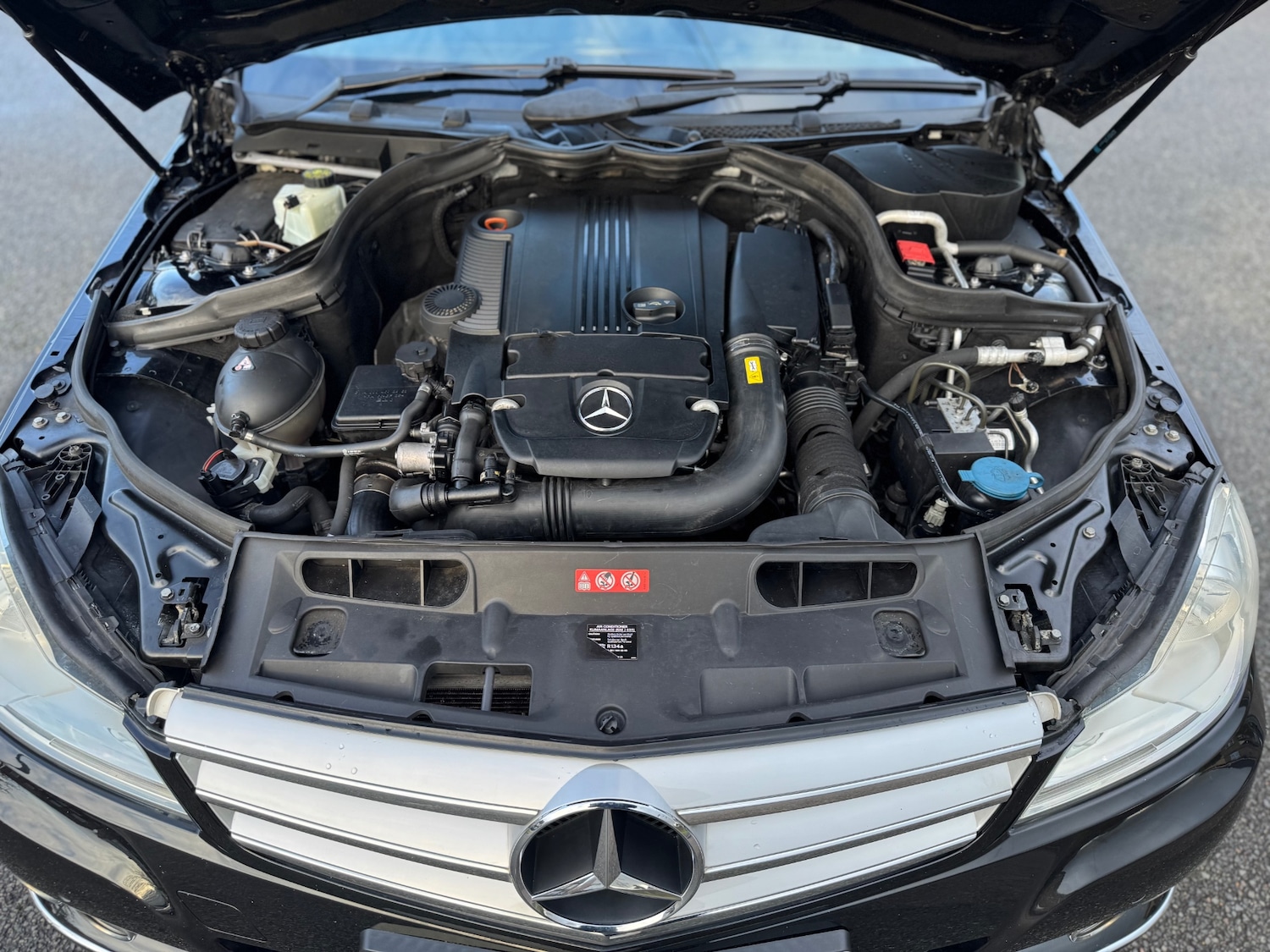 Used Mercedes-Benz C Class 2012 for sale - 77233858: Photo 32