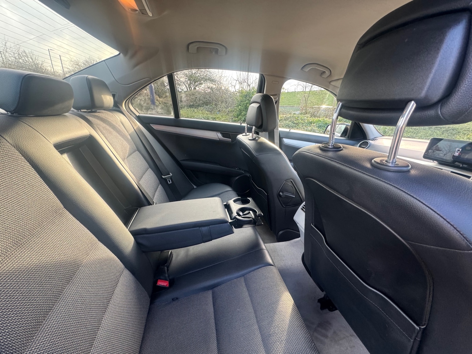 Used Mercedes-Benz C Class 2012 for sale - 77233858: Photo 35