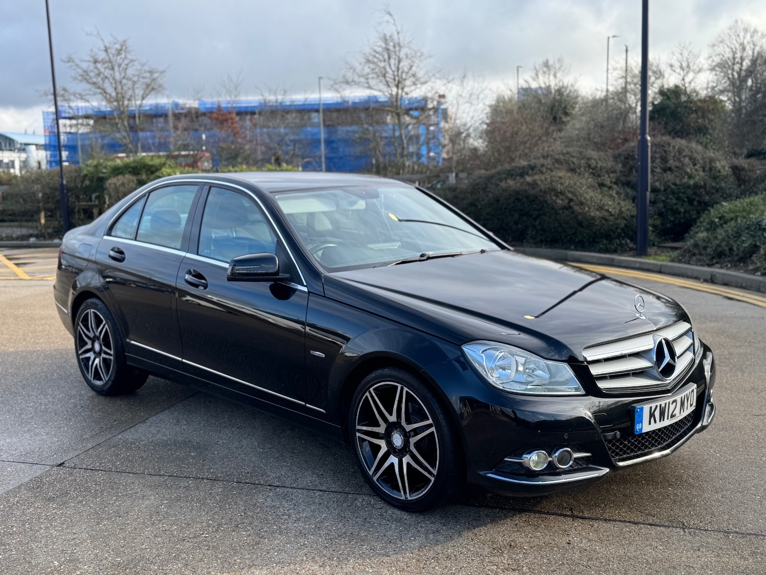 Used Mercedes-Benz C Class 2012 for sale - 77233858: Photo 42