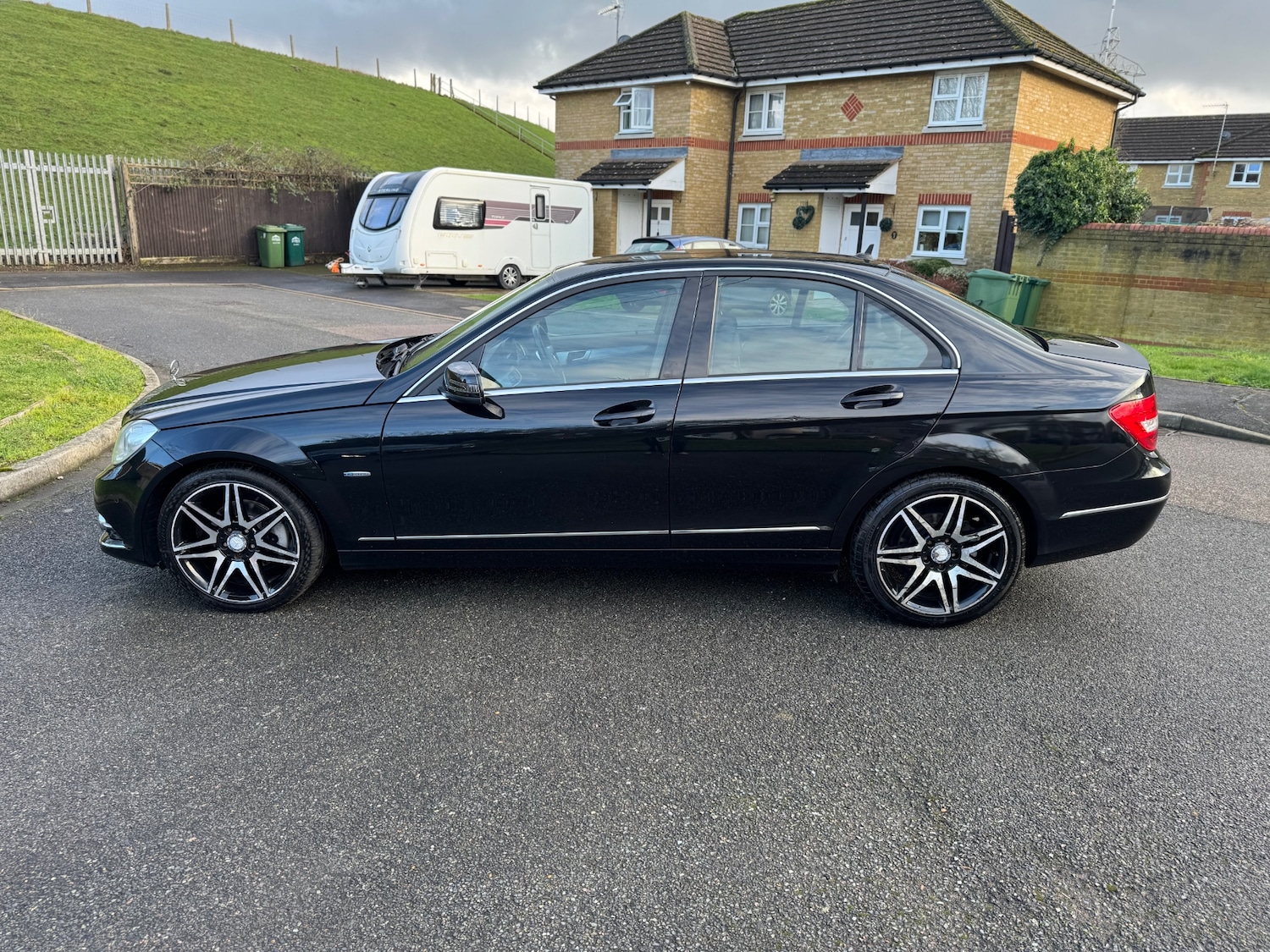 Used Mercedes-Benz C Class 2012 for sale - 77233858: Photo 8