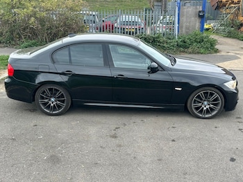 Used BMW 3 Series 2011 for sale - 76312623: Photo 3