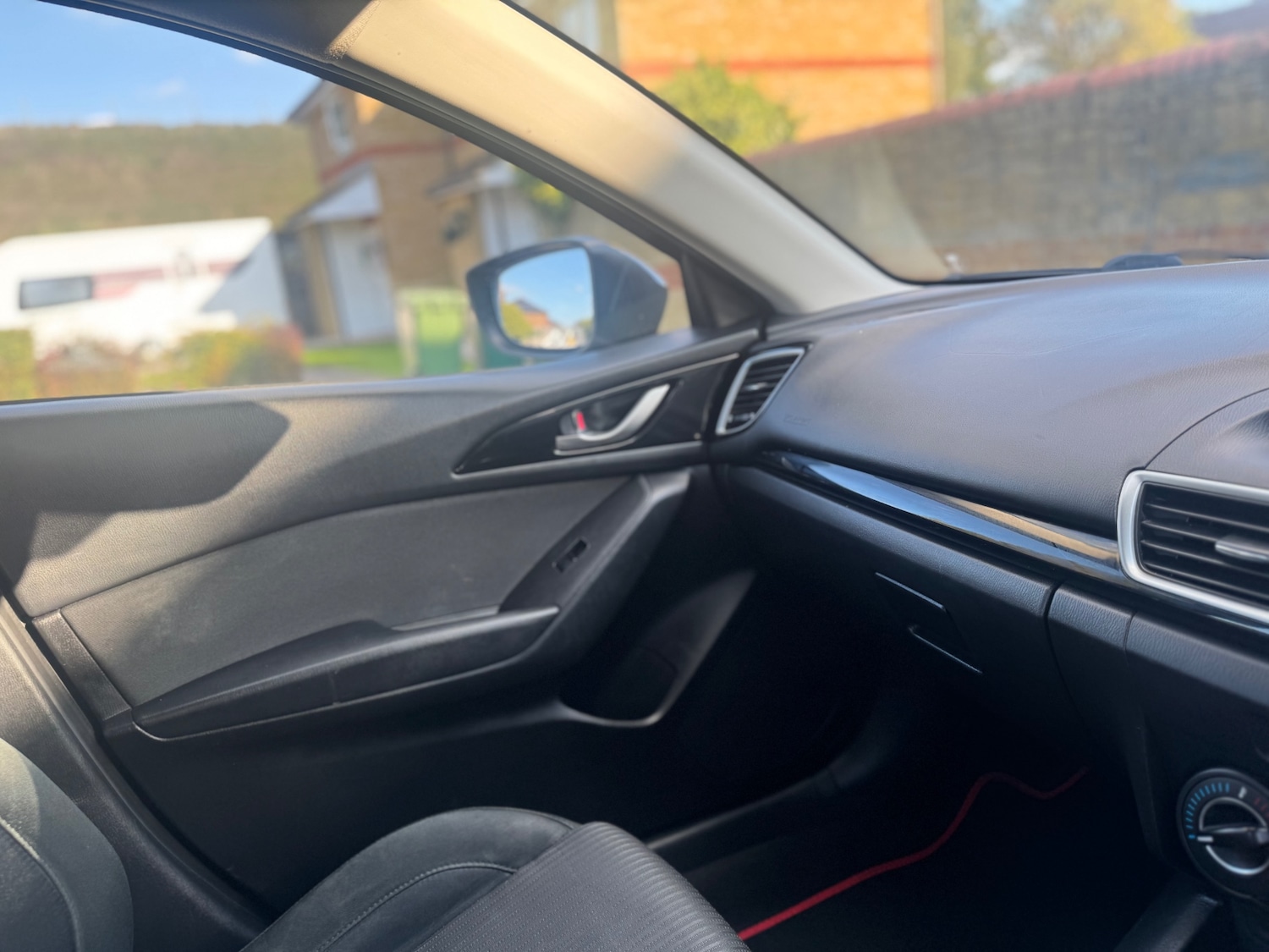 Used Mazda Mazda3 2014 for sale - 76097285: Photo 16
