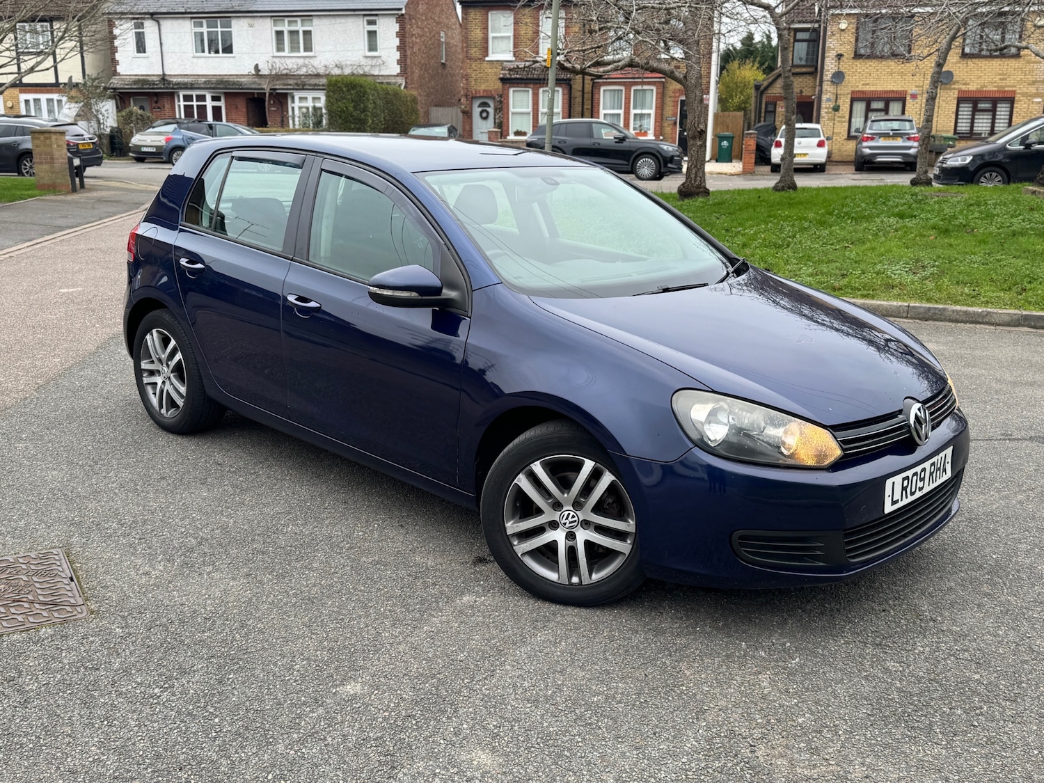 Used Volkswagen Golf 2009 for sale - 77066309: Photo 2