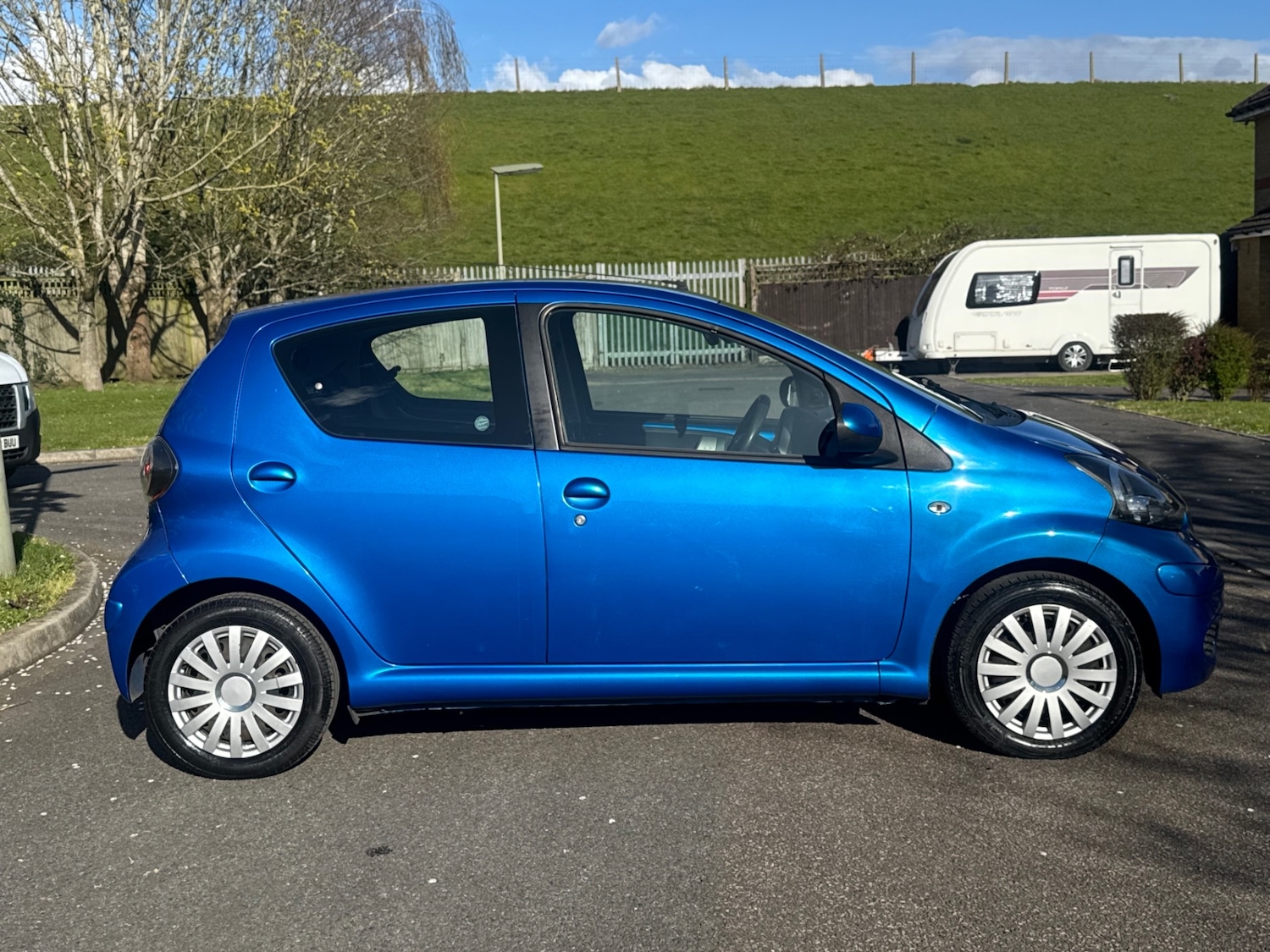 Used Toyota AYGO 2011 for sale - 78057146: Photo 9