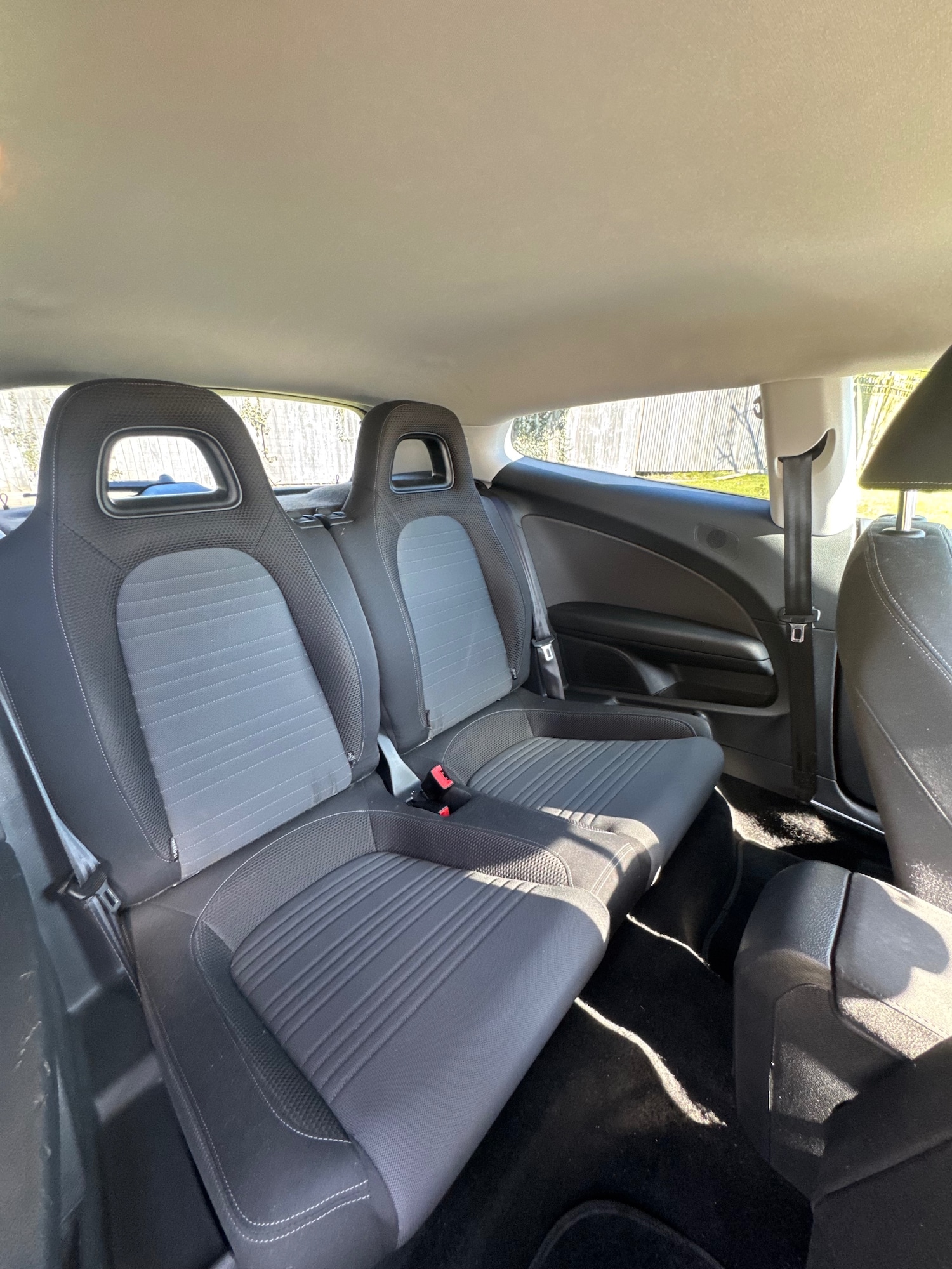 Used Volkswagen Scirocco 2013 for sale - 77939273: Photo 11