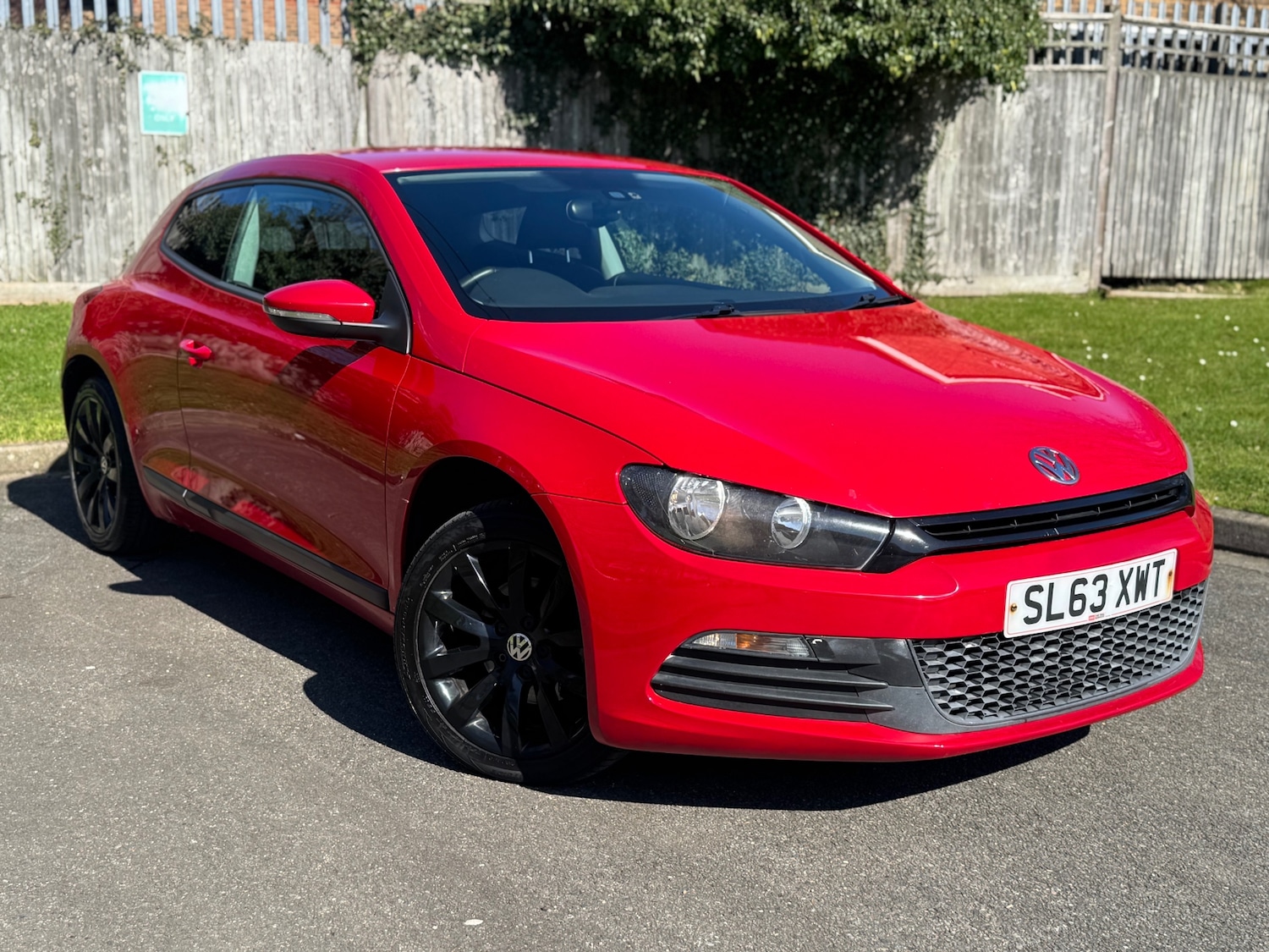 Used Volkswagen Scirocco 2013 for sale - 77939273: Photo 2