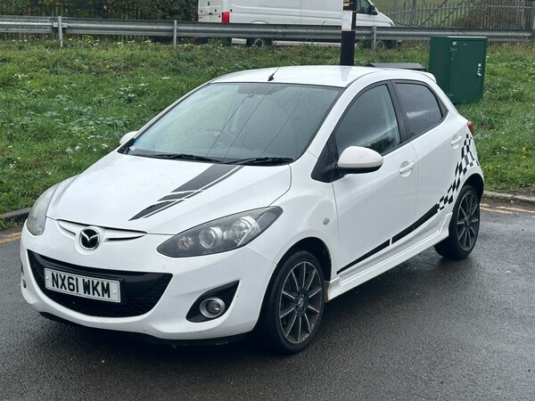 Used Mazda Mazda2 2011 for sale - 76321663: Photo 2