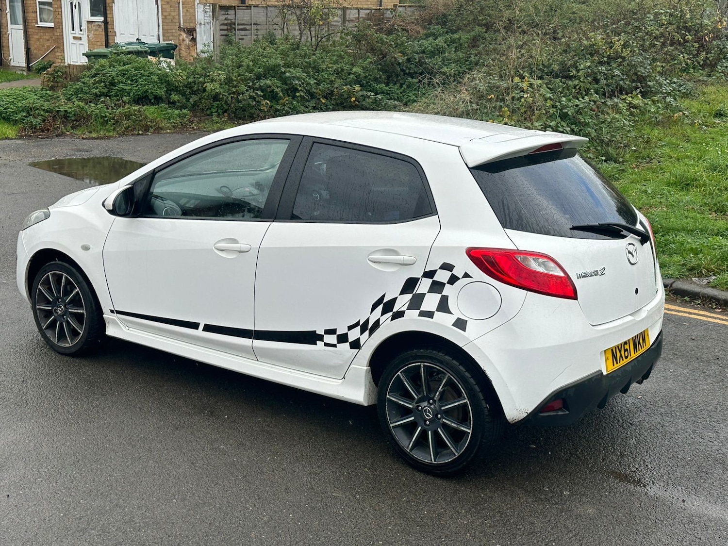 Used Mazda Mazda2 2011 for sale - 76321663: Photo 3