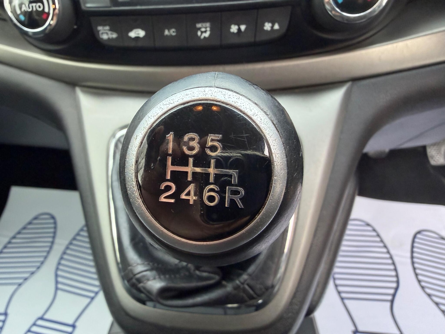 Used Honda CR-V 2015 for sale - 77926186: Photo 36