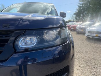 Used Land Rover Range Rover Sport 2017 for sale - 78301218: Photo