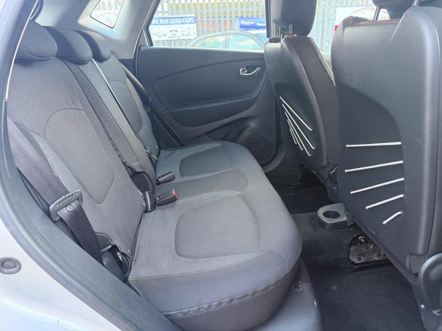 Used Renault Captur 2016 for sale - 77716080: Photo 17