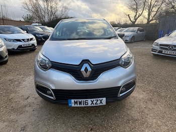 Used Renault Captur 2016 for sale - 77716080: Photo