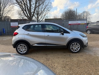 Used Renault Captur 2016 for sale - 77716080: Photo