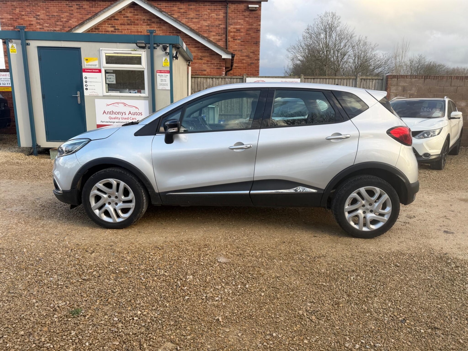 Used Renault Captur 2016 for sale - 77716080: Photo 7