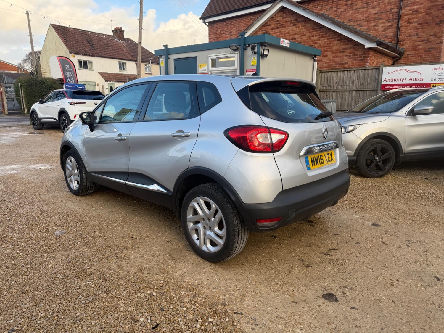 Used Renault Captur 2016 for sale - 77716080: Photo 8