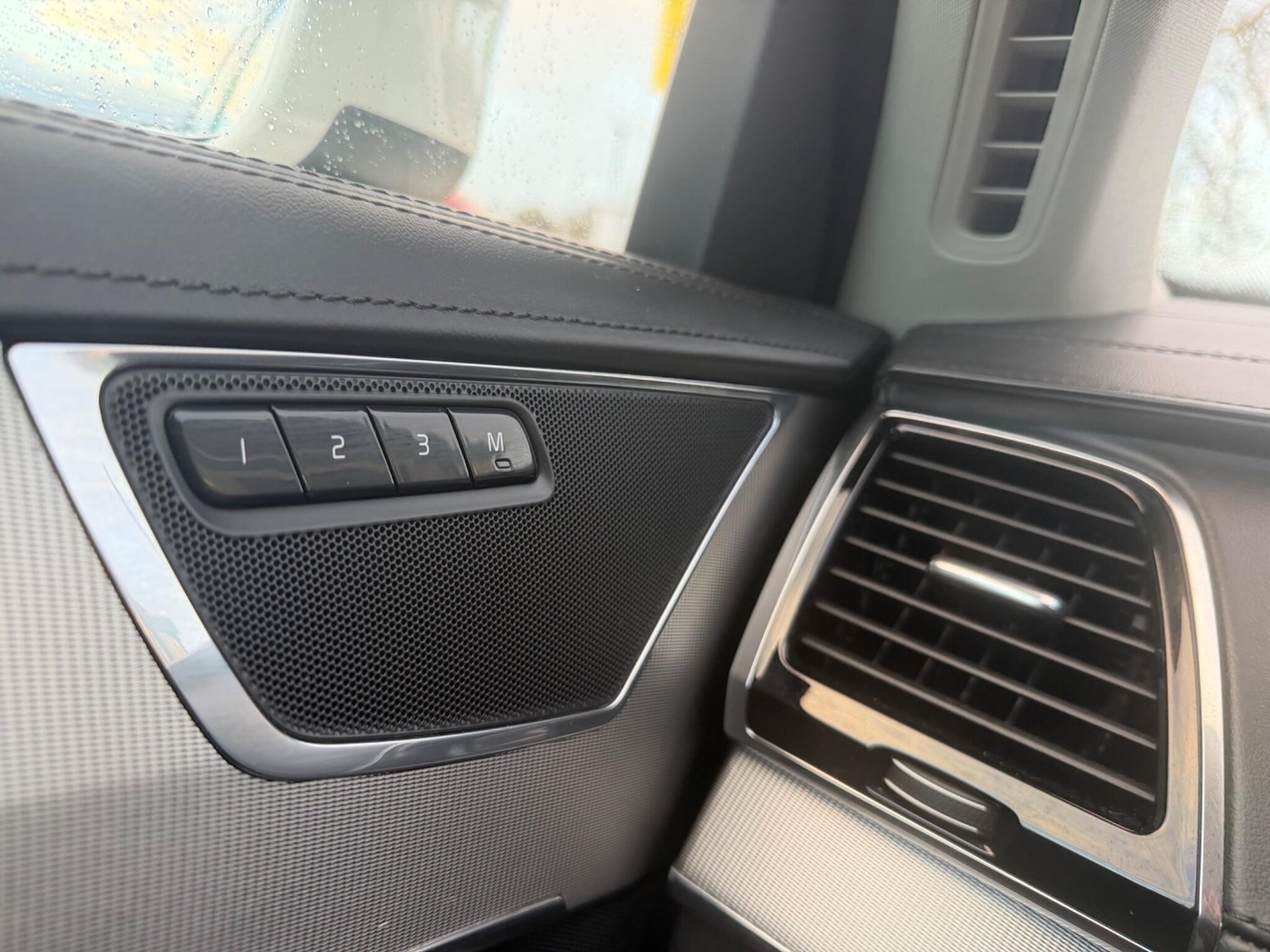 Used Volvo XC90 for sale - 77716073: Photo 41