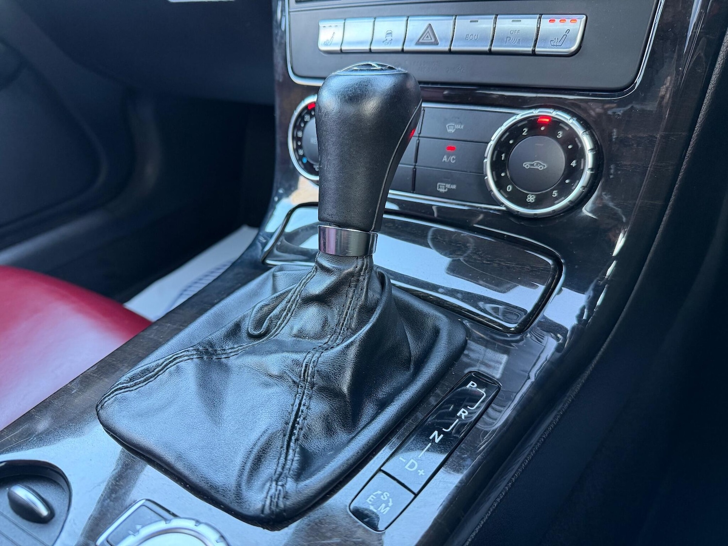 Used Mercedes-Benz SLK 2011 for sale - 77716074: Photo 29