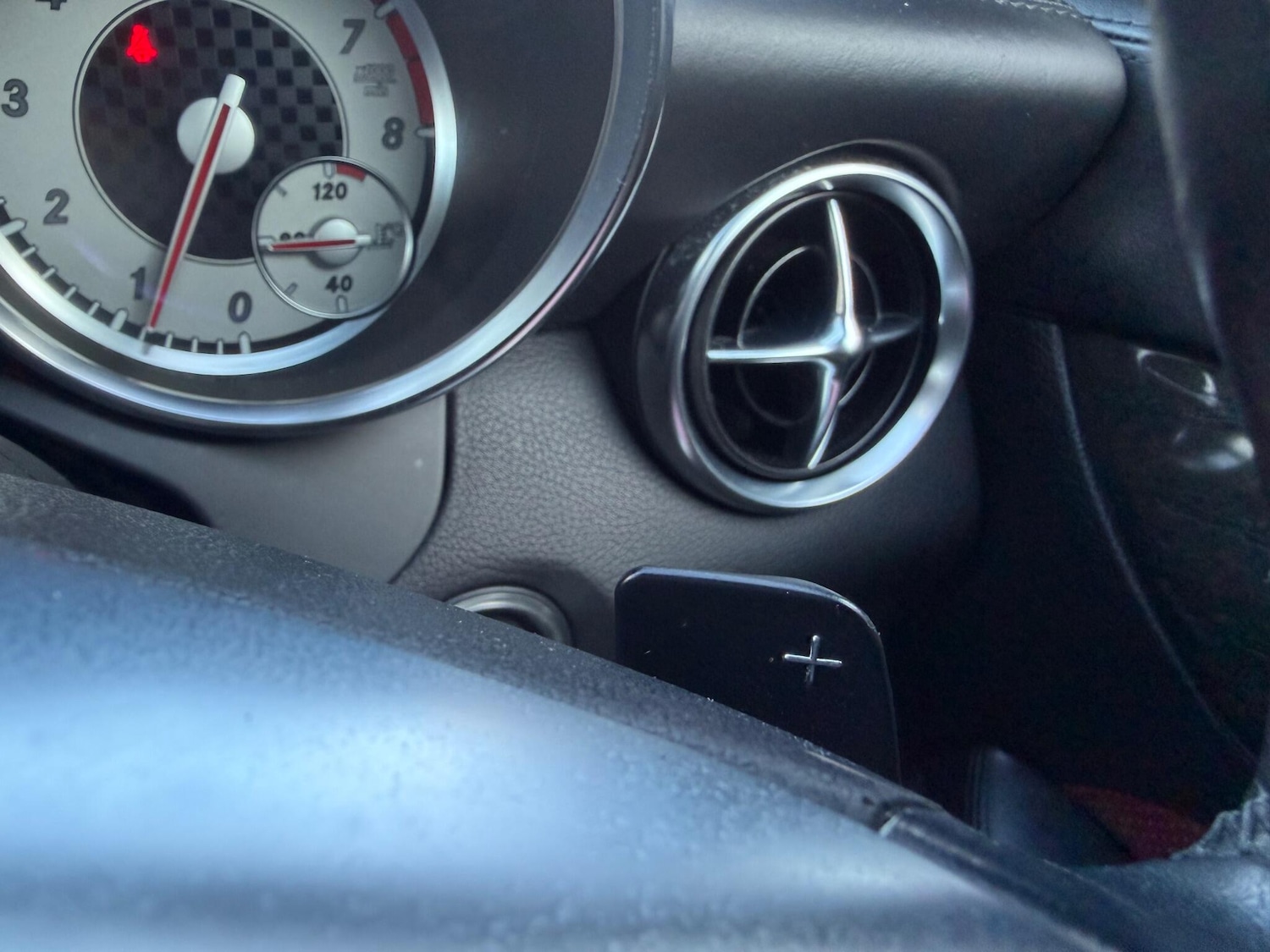Used Mercedes-Benz SLK 2011 for sale - 77716074: Photo 34