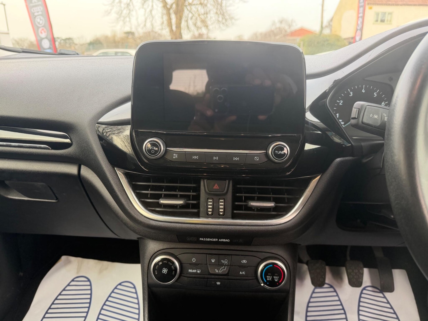 Used Ford Fiesta 2018 for sale - 78046868: Photo 26