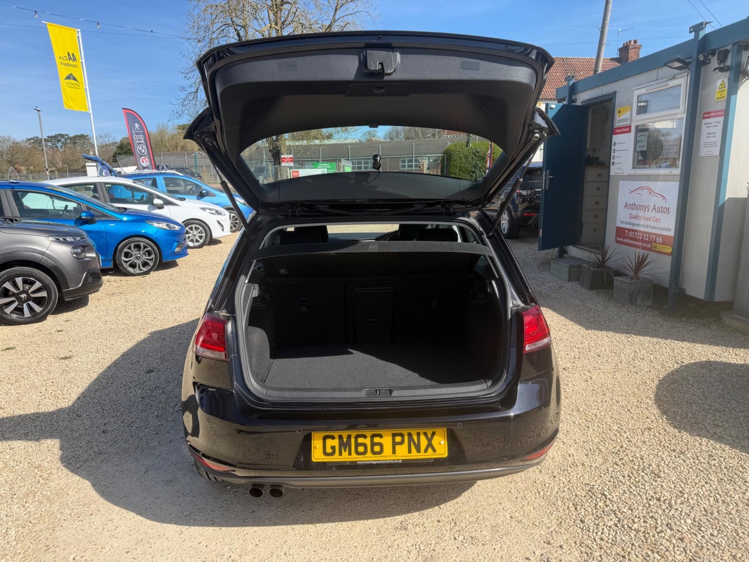 Used Volkswagen Golf 2017 for sale - 77978074: Photo 14