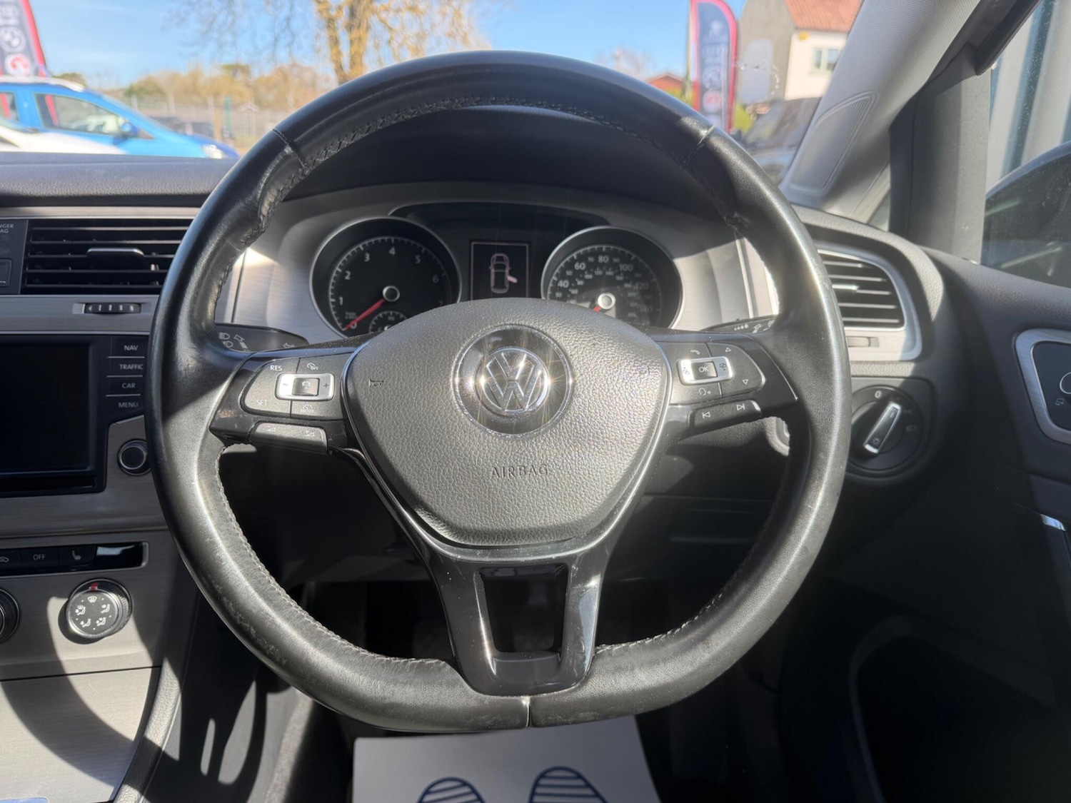 Used Volkswagen Golf 2017 for sale - 77978074: Photo 25