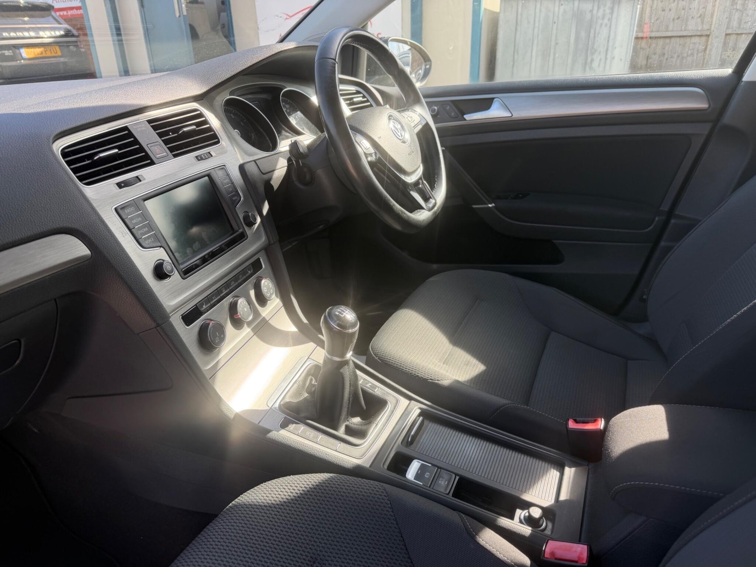 Used Volkswagen Golf 2017 for sale - 77978074: Photo 35