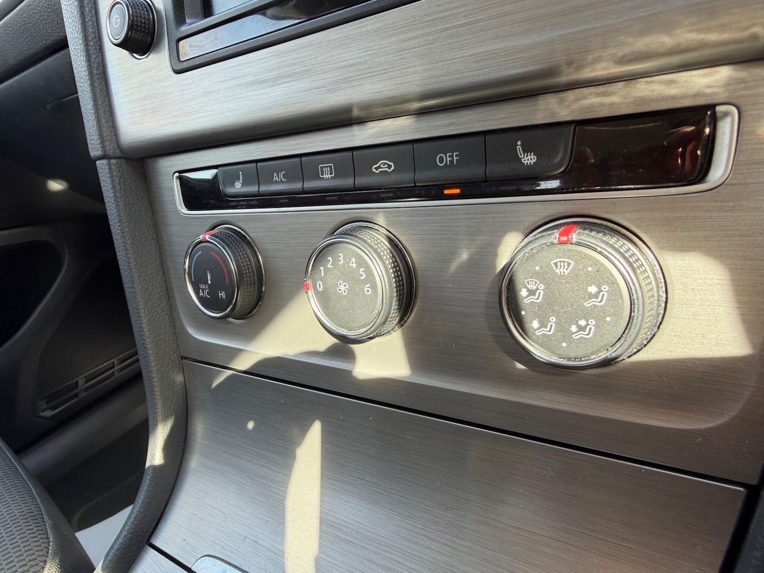 Used Volkswagen Golf 2017 for sale - 77978074: Photo 45