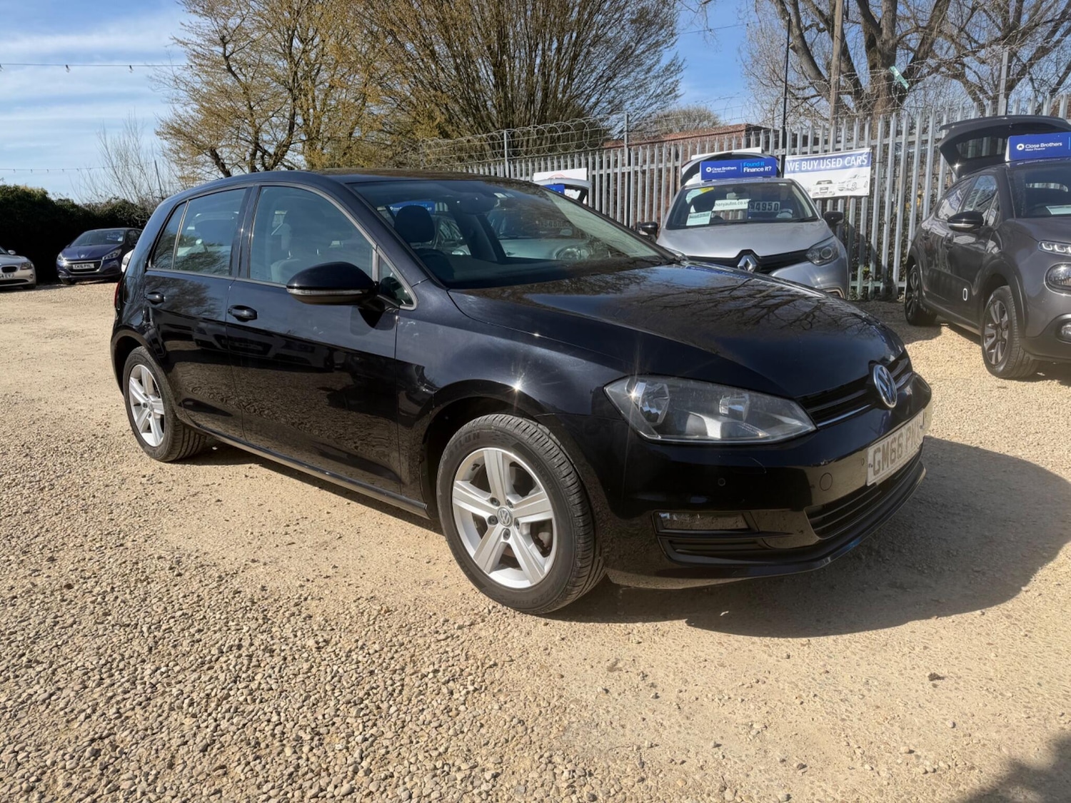 Used Volkswagen Golf 2017 for sale - 77978074: Photo 6