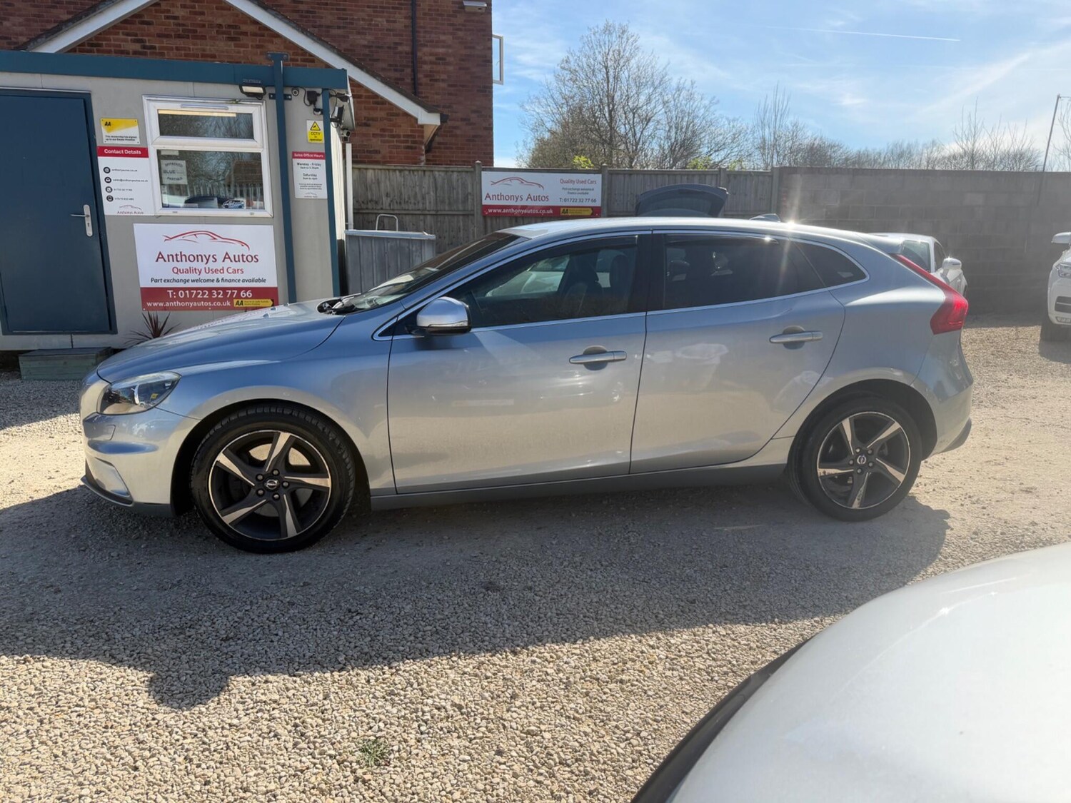 Used Volvo V40 for sale - 77977652: Photo 15