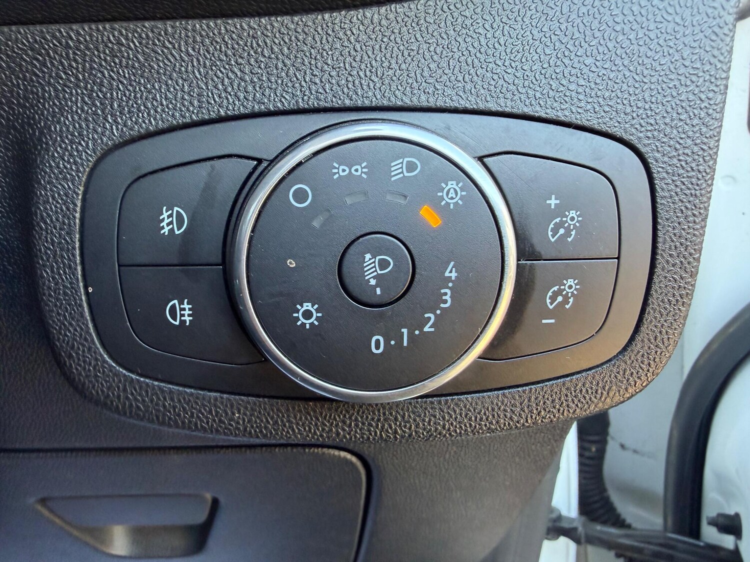 Used Ford Fiesta 2017 for sale - 77940067: Photo 35