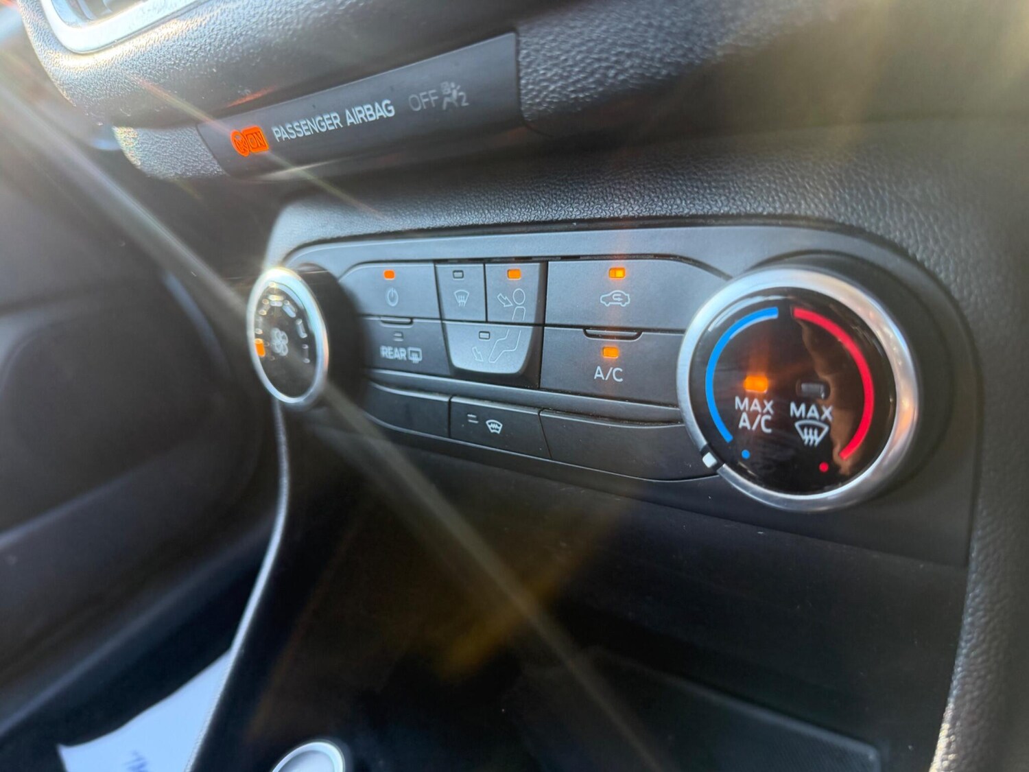 Used Ford Fiesta 2017 for sale - 77940067: Photo 40