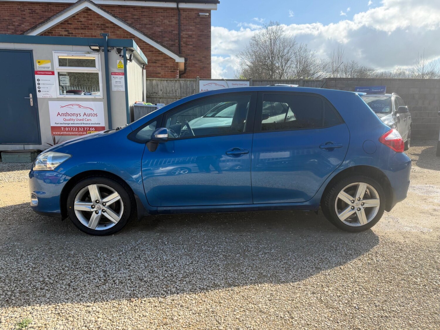 Used Toyota Auris 2010 for sale - 77716077: Photo 17