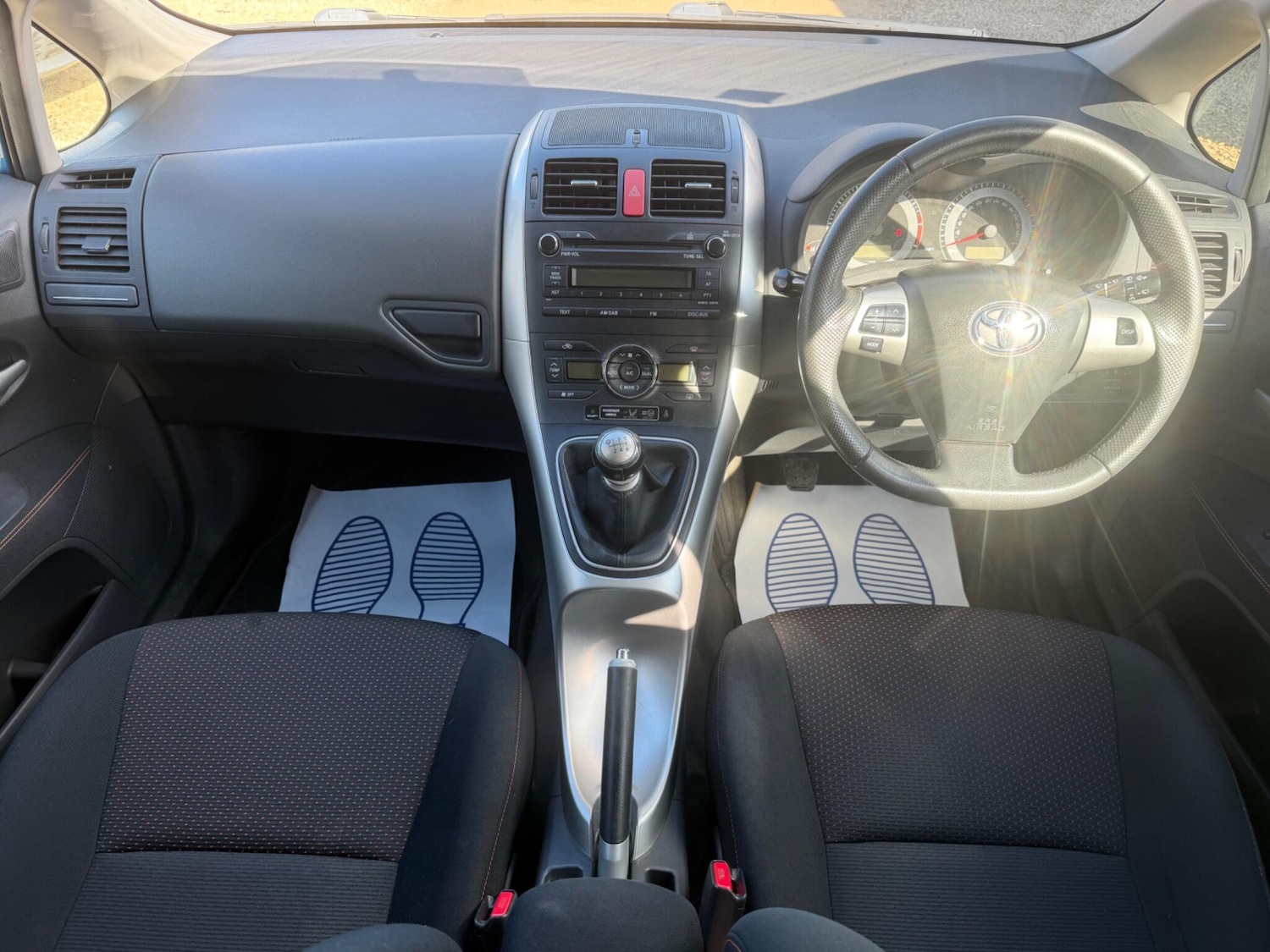 Used Toyota Auris 2010 for sale - 77716077: Photo 25