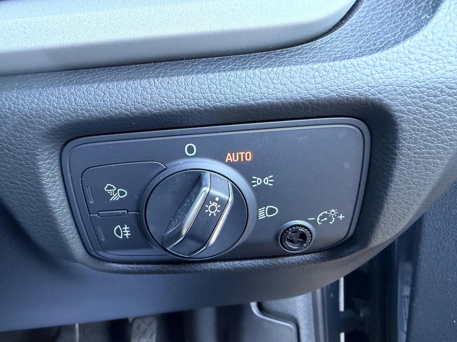 Used Audi A3 2017 for sale - 77716082: Photo 28