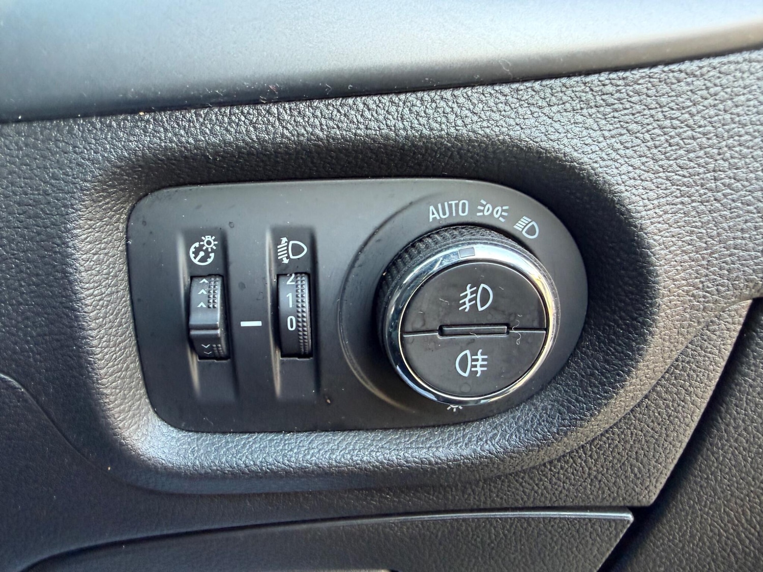 Used Vauxhall Astra for sale - 77753339: Photo 29