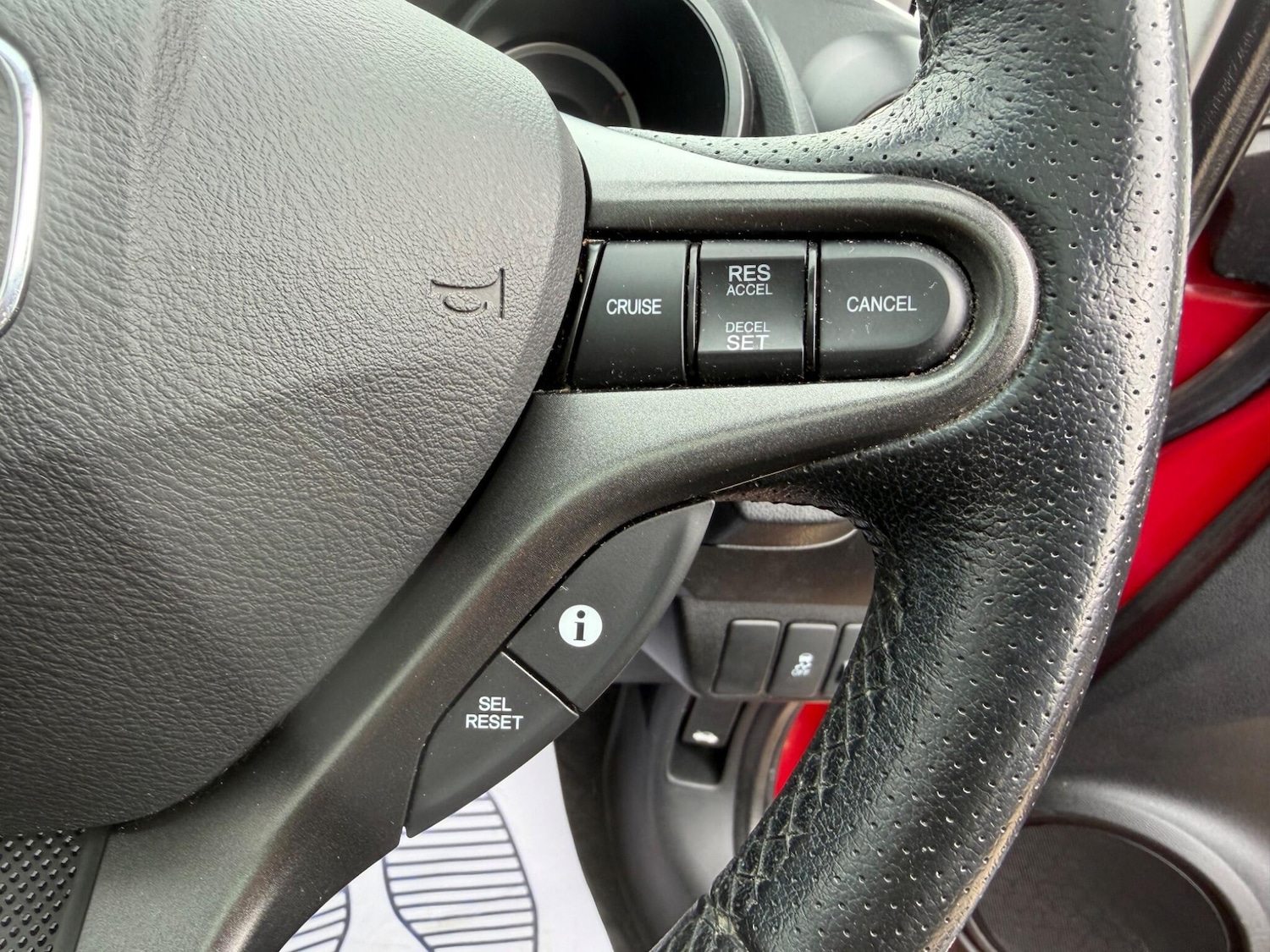 Used Honda Jazz 2014 for sale - 78100941: Photo 24