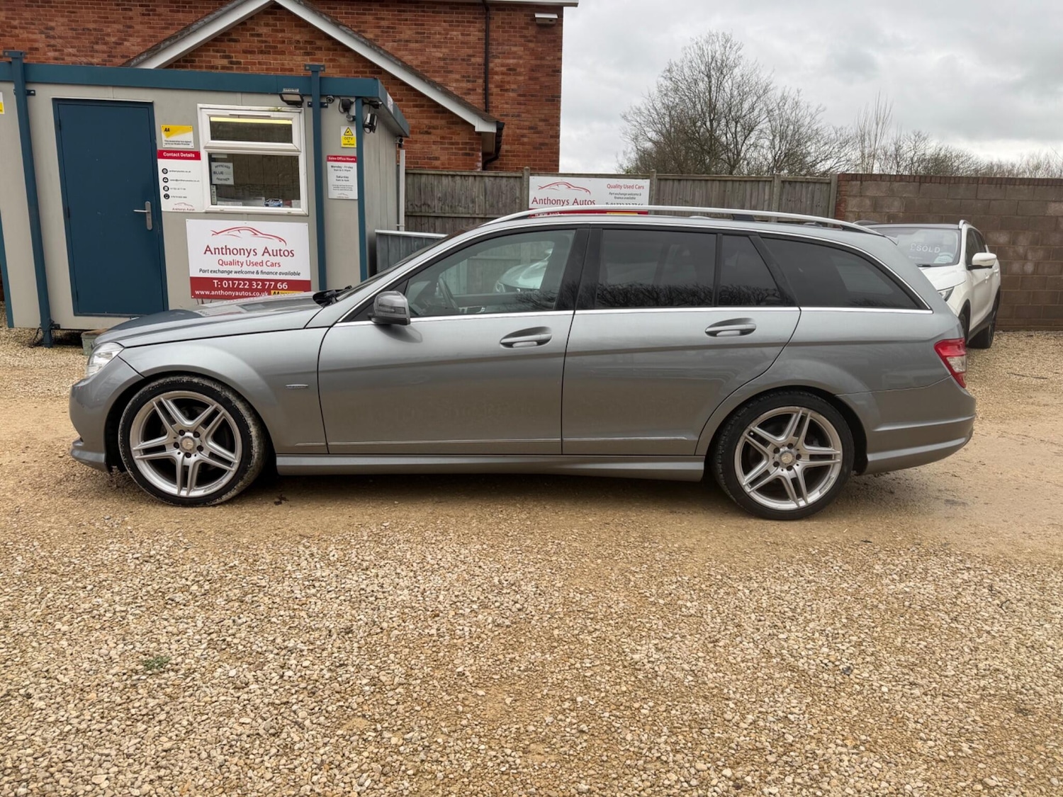 Used Mercedes-Benz C Class 2010 for sale - 77716081: Photo 16