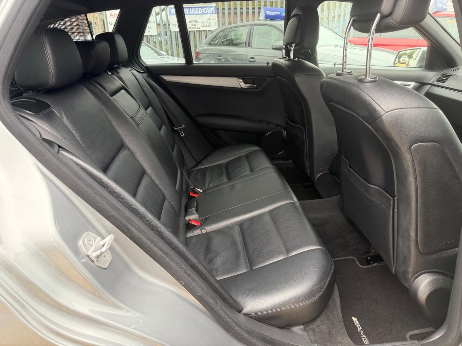 Used Mercedes-Benz C Class 2010 for sale - 77716081: Photo 24