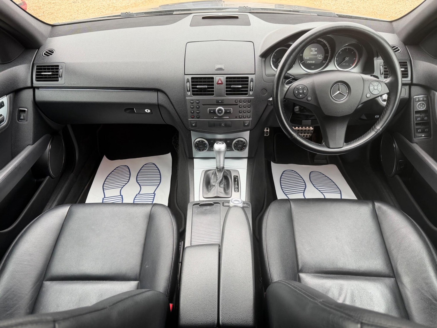 Used Mercedes-Benz C Class 2010 for sale - 77716081: Photo 25