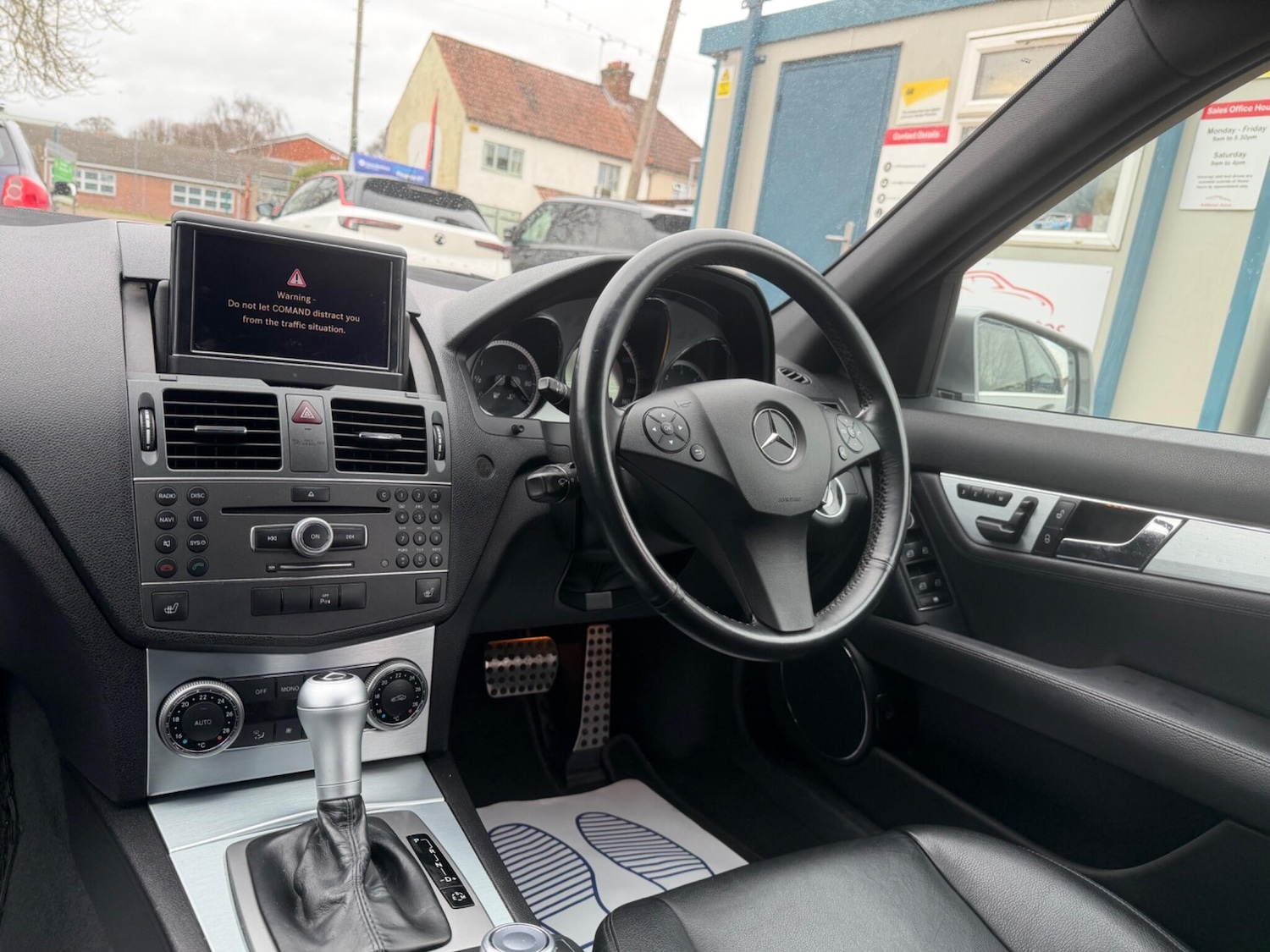 Used Mercedes-Benz C Class 2010 for sale - 77716081: Photo 30